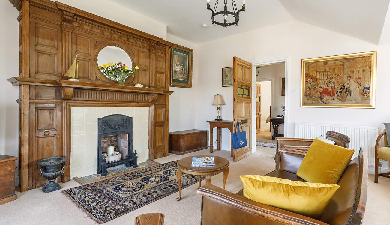 Charming and spacious, close to the sea and bustling High Street.