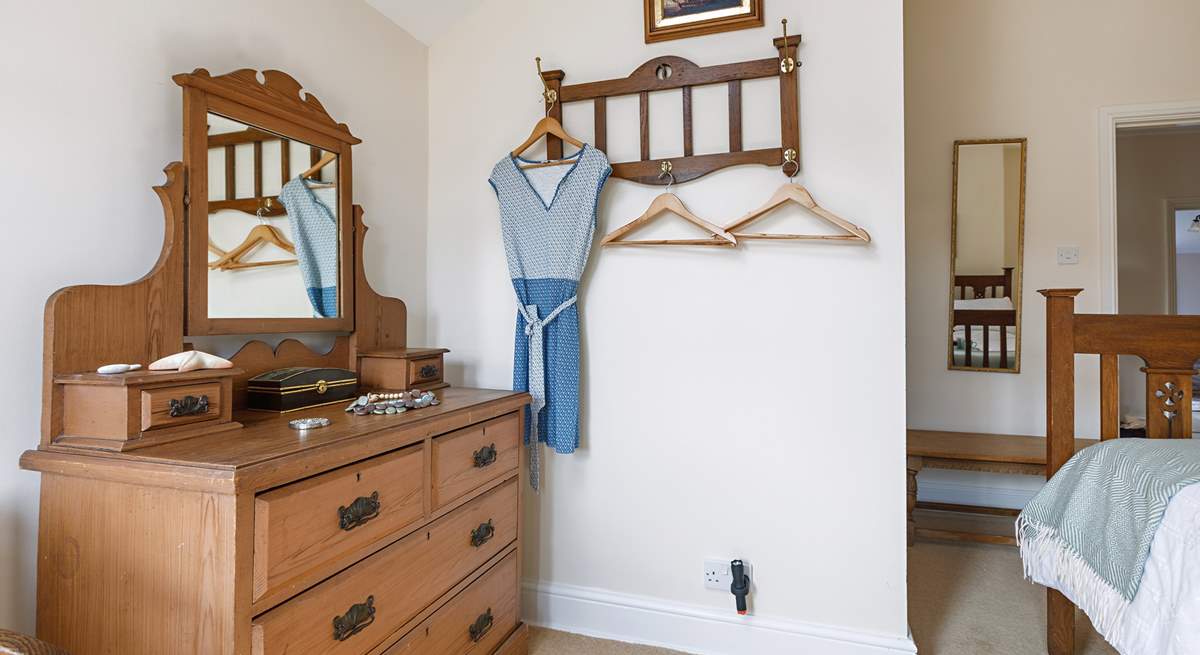 Mirror mirror on the wall, where shall we explore today?