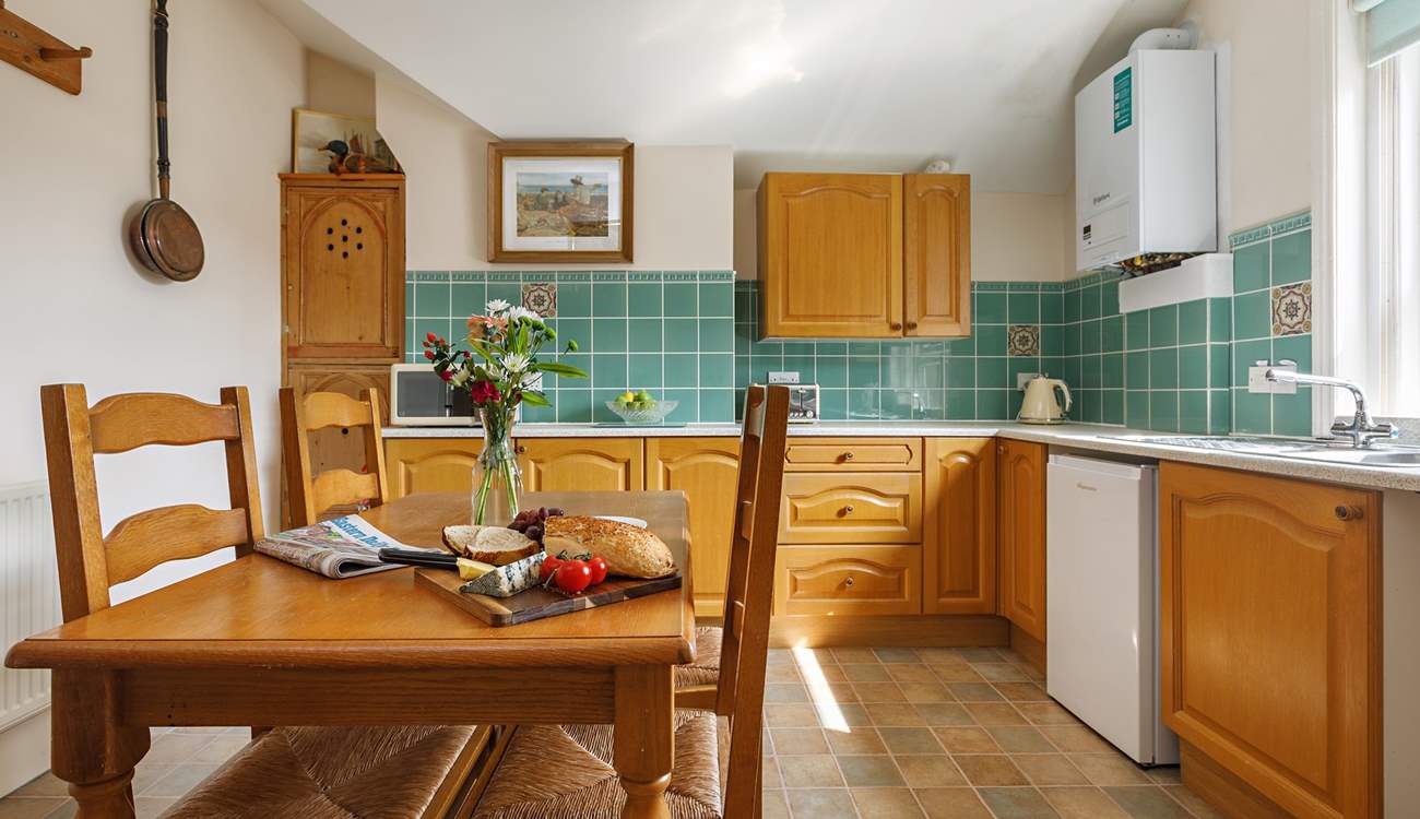 Enjoy a Mediterranean treat in the the kitchen/diner.