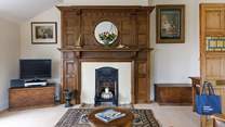 Enjoy the beautiful Arts & Crafts architecture.