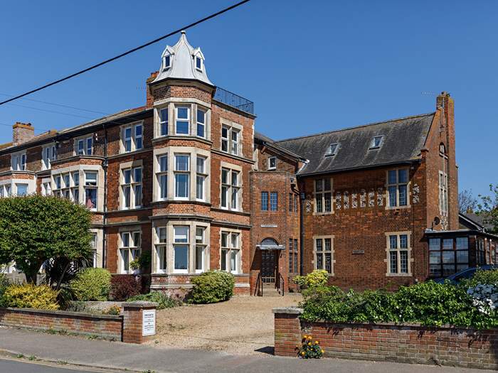Vicarage Apartment, Sleeps 4 in Hunstanton