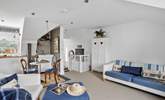 Nestled in the heart of Sidmouth, what a charming retreat for two. Everything you will need and so perfectly presented. - Thumbnail Image