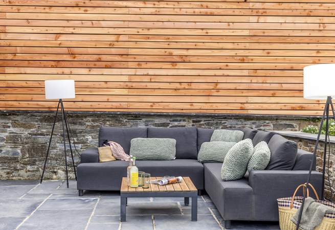 What a gorgeous spot to sit with a good book.