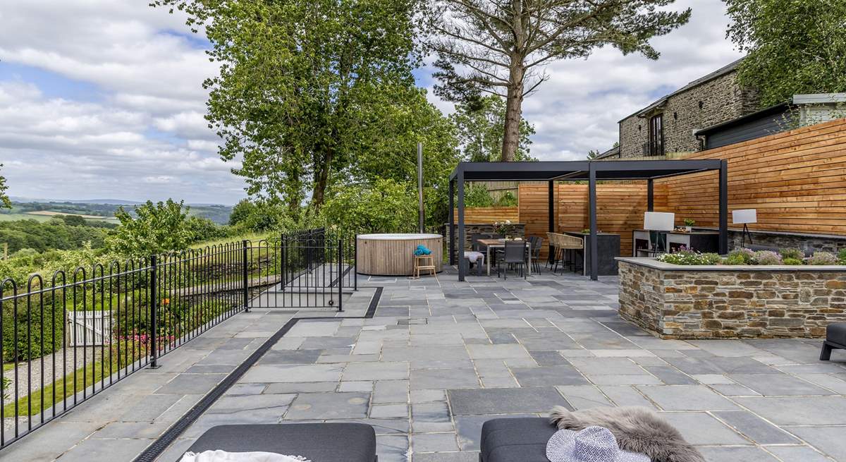 Relax on one of the sun loungers and take in those wonderful countryside views.