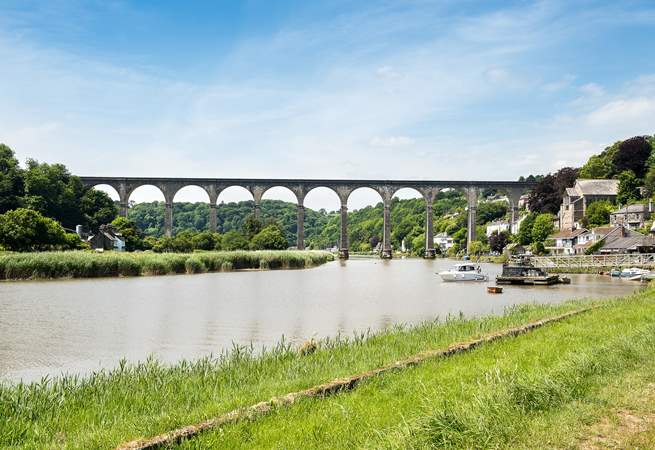 Take a stroll along the banks of the River Tamar. This is nearby Calstock.