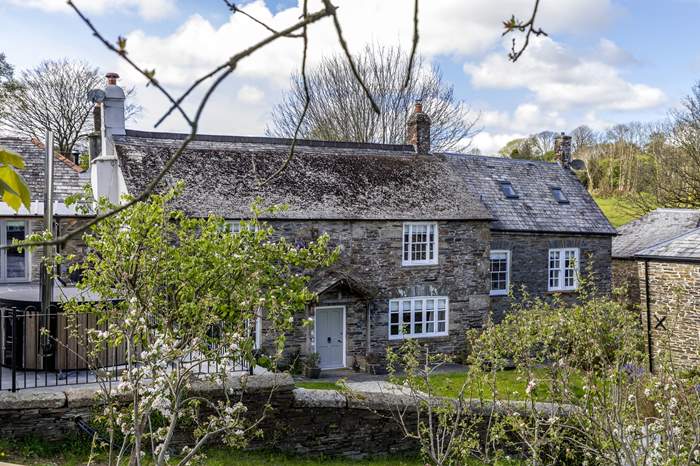 Dynnargh,Sleeps 10 + 2 cots, 6.3 miles W of Tavistock