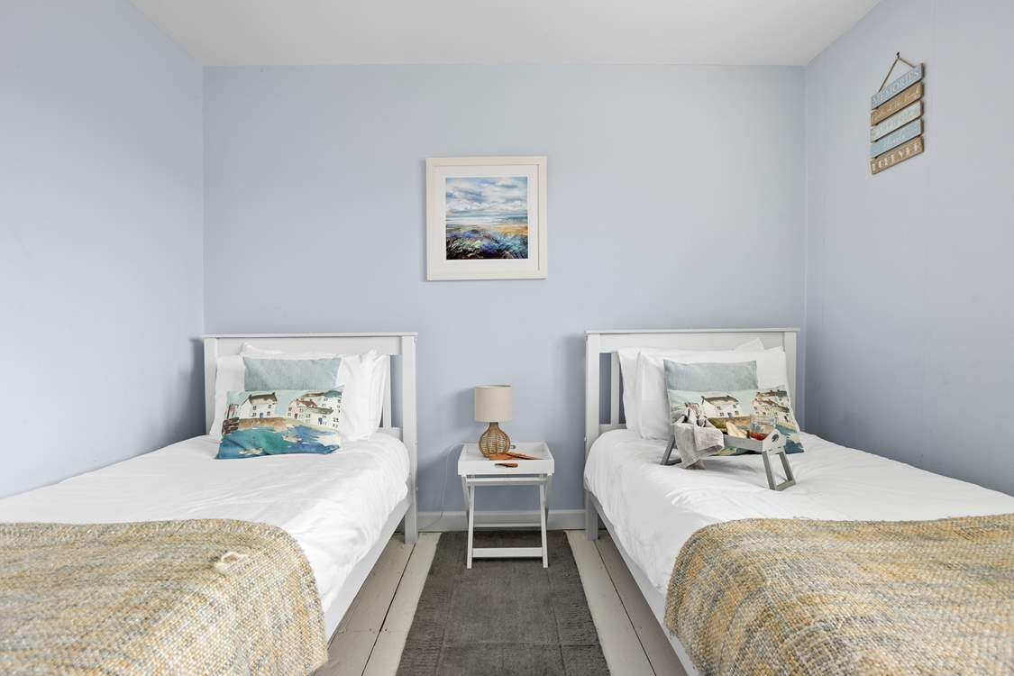 The ideal twin room for old or young guests.