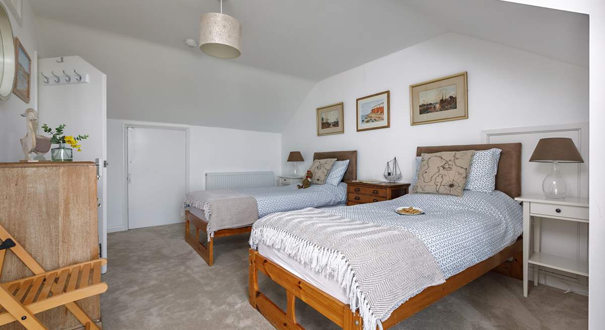 Twin room on the first floor, ideal for adults or children.