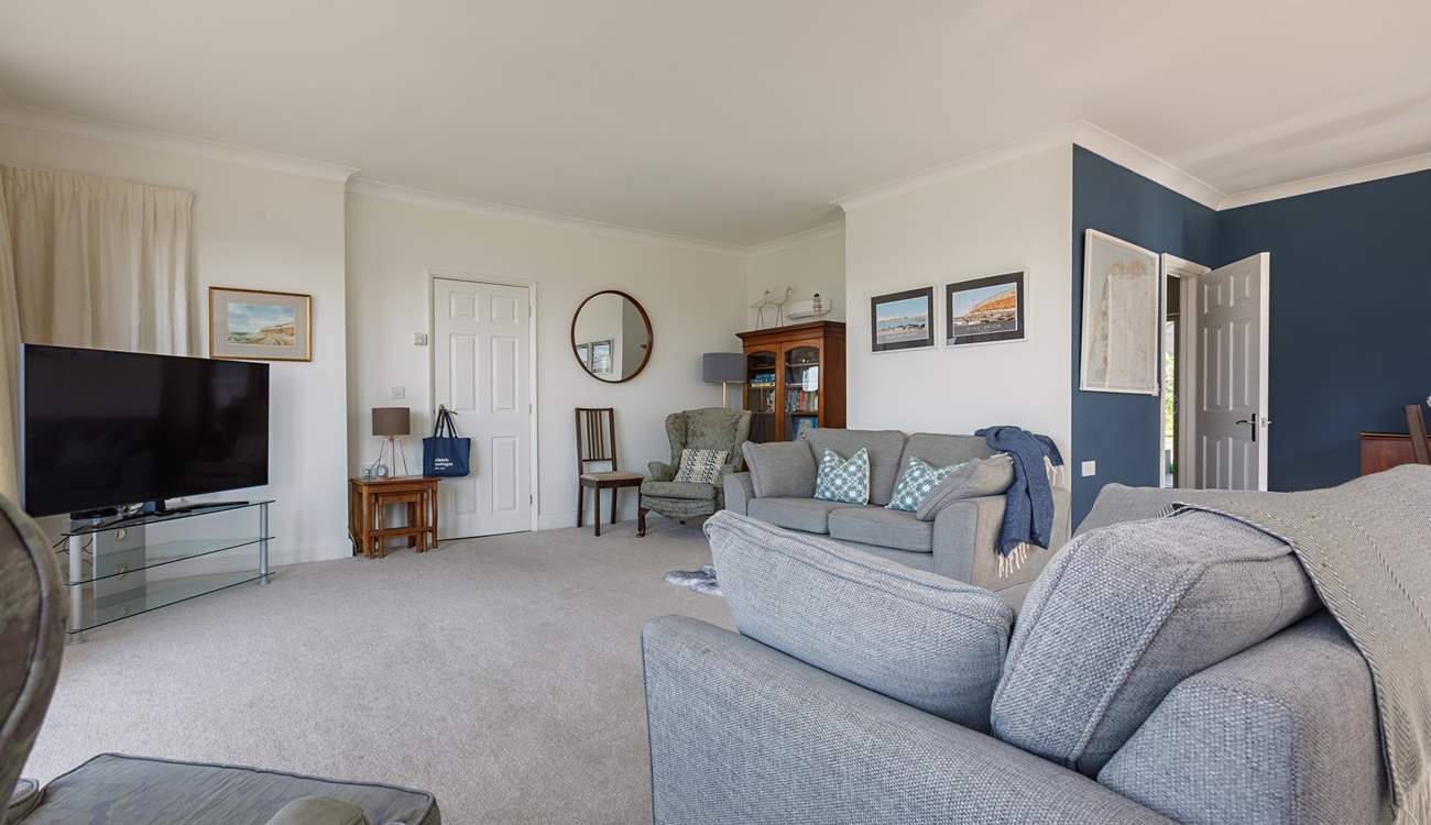 Plenty of room for friends and extended families.