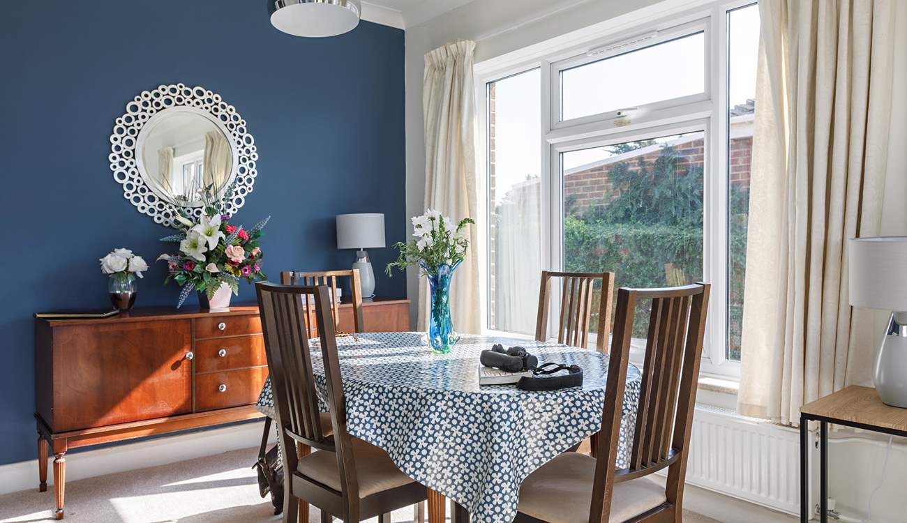 An elegant space for dining in with dear ones.