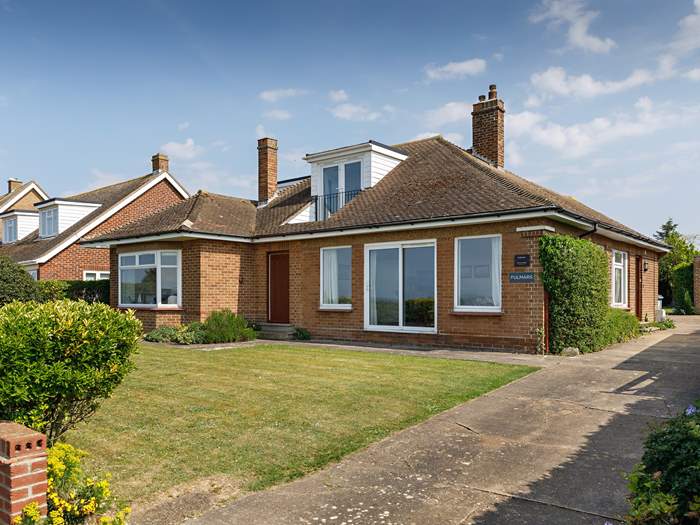 Fulmars, Sleeps 8 in Hunstanton