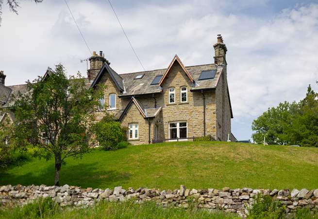 An impressive view of Yore View. 