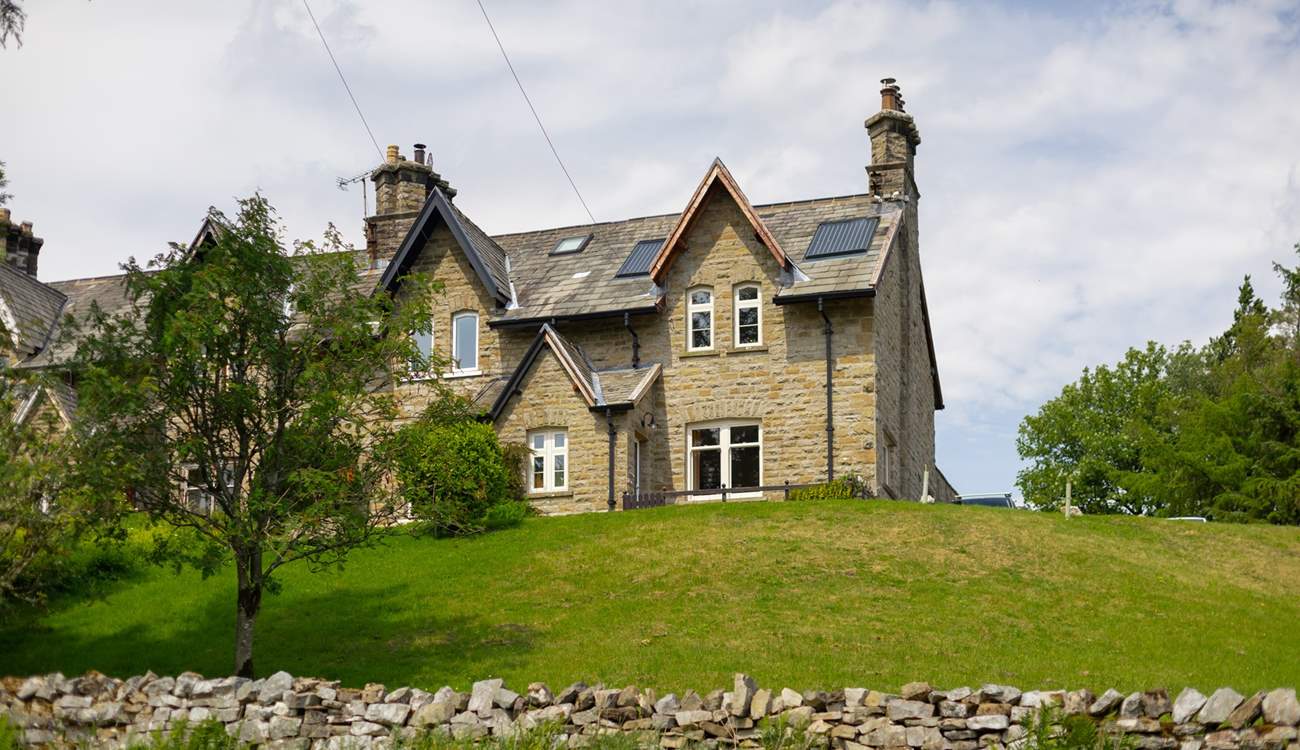 An impressive view of Yore View. 