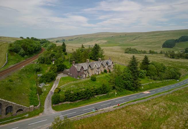 Yore View is the last cottage on the right. 