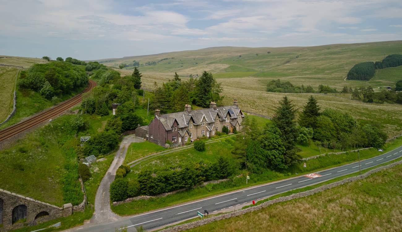 Yore View is the last cottage on the right. 
