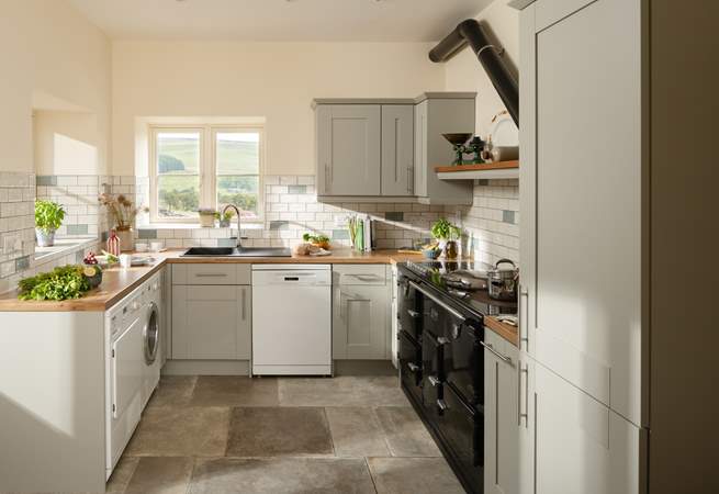 There is everything you need in the kitchen to whip up a memorable meal. Please note the range cooker is not in use. 