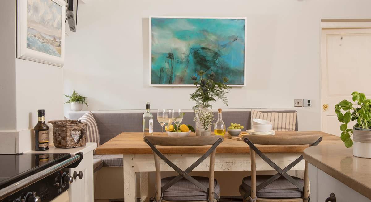 Enjoy holiday meals together.