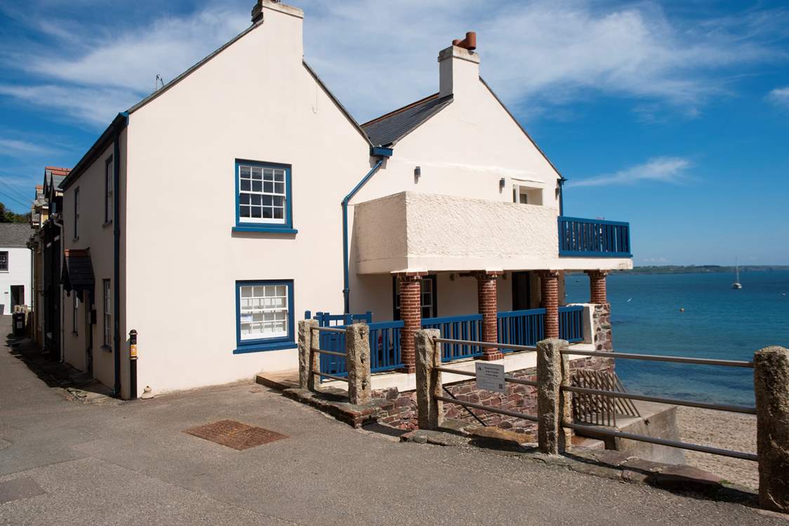 You will be the envy of everyone in the village when staying at Island Cottage.