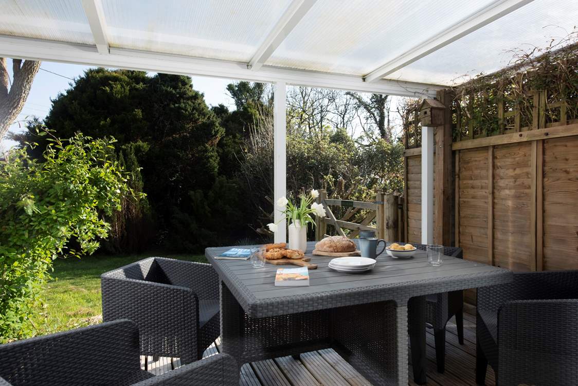 There's a covered area at the front for when you want some shade from the sunshine.