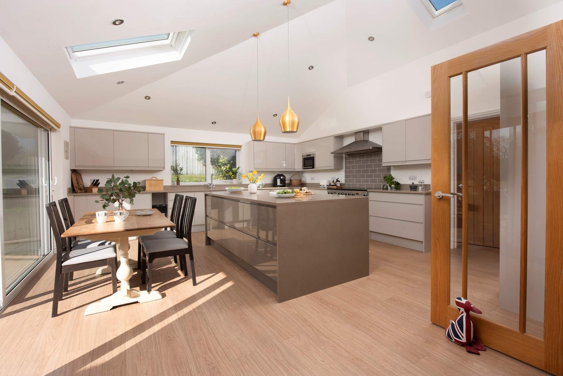 The large kitchen/breakfast-room has plenty of space for all the family to help prepare the holiday meals.