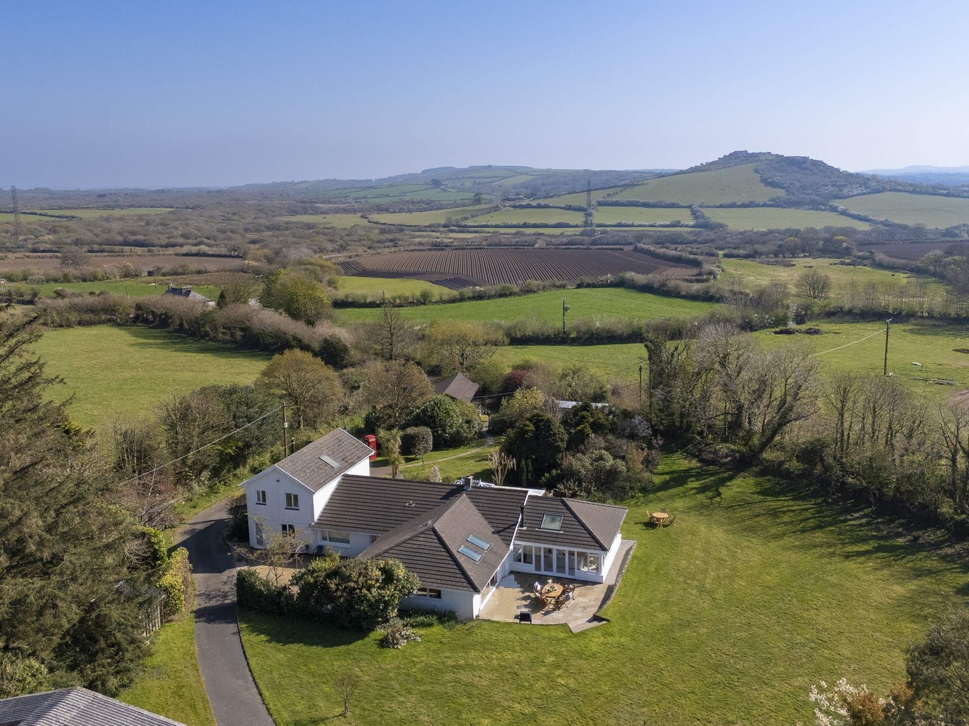 Surrounded by glorious countryside yet with easy access to all that the area has to offer.