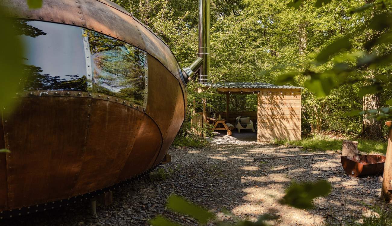 Nature cradles this dreamworthy cabin.