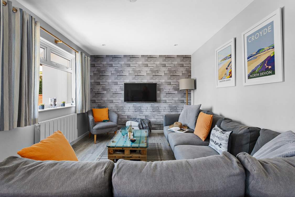 The sitting-area offers the perfect nook to relax after a day of exploring and enjoying glorious Croyde.
