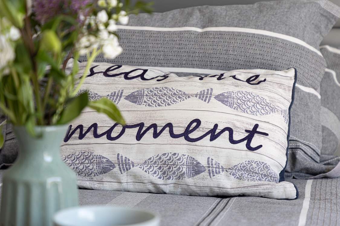 Capture the moment and lock in the relaxed holiday vibe.