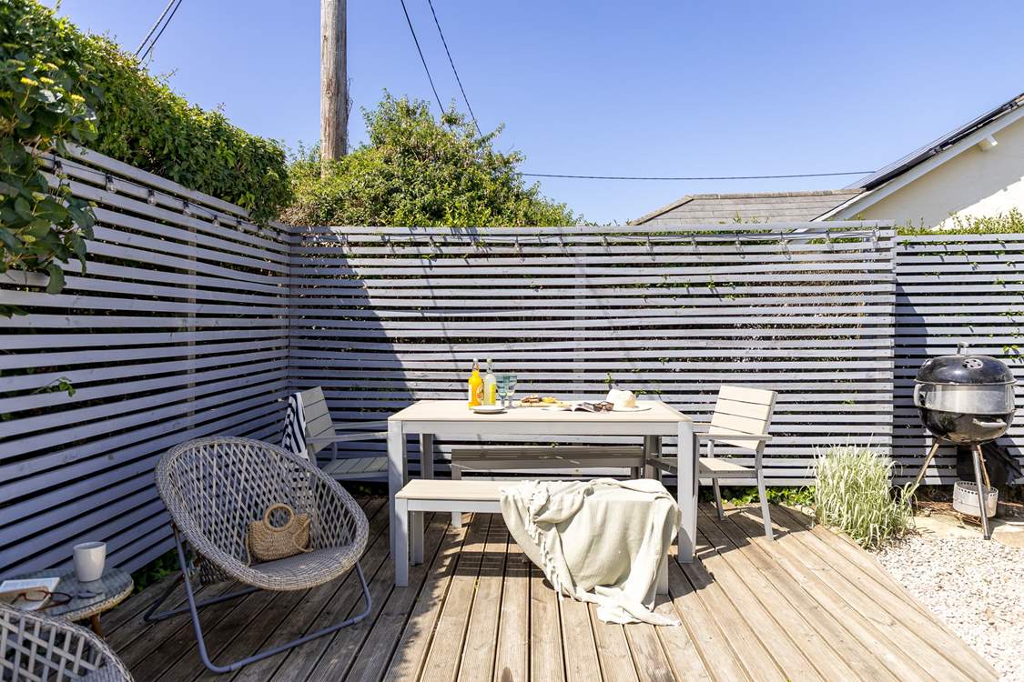 Come together for the best of al fresco living.