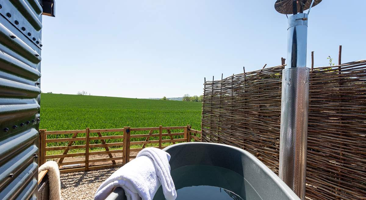 Soak away your worries in the steamy wood-fired hot tub. 