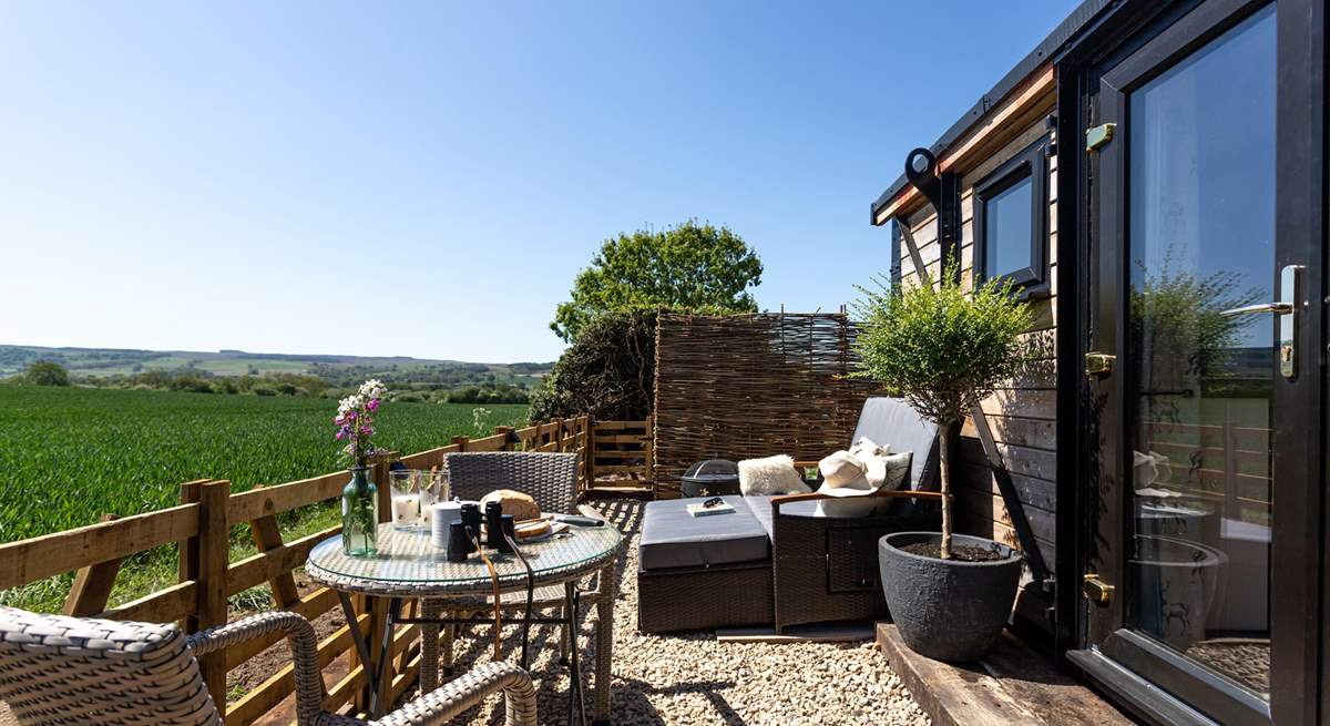 The outside space is a complete suntrap, perfectly designed for romantic getaways. 