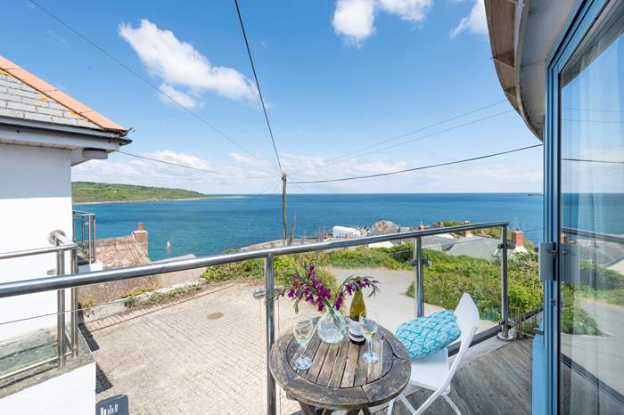Boak Villa,Sleeps 6 + cot, Coverack