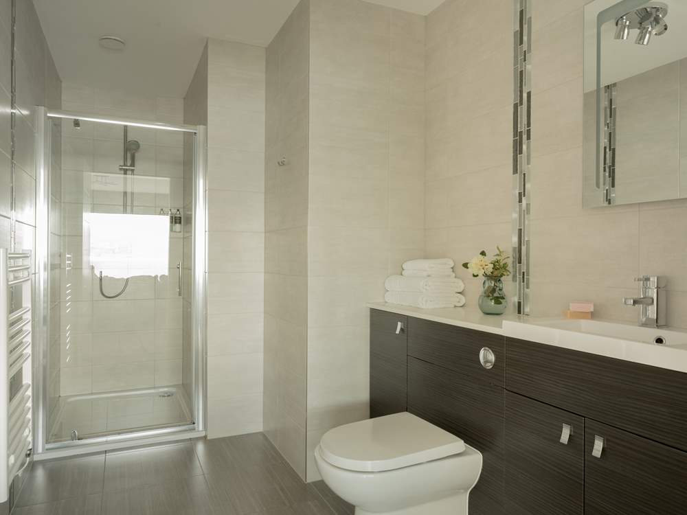 All the bedrooms have an en suite shower-room.