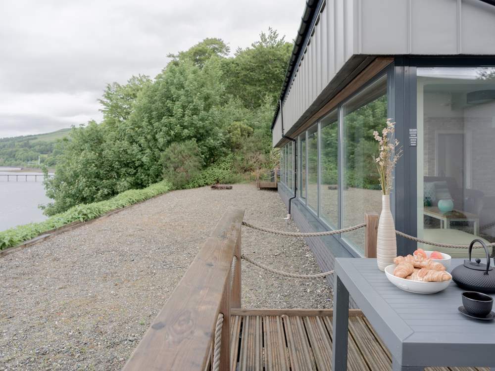 Al fresco dining with a truly amazing view.