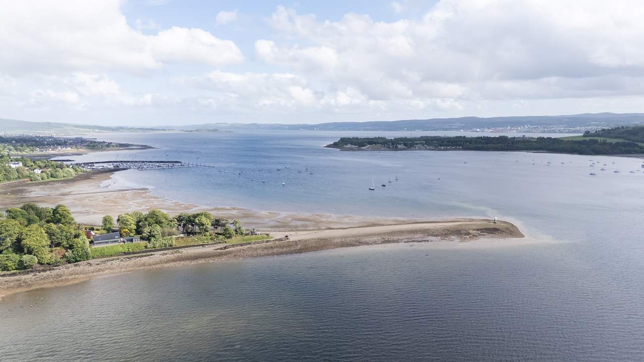 Far reaching views over Cape Gare.