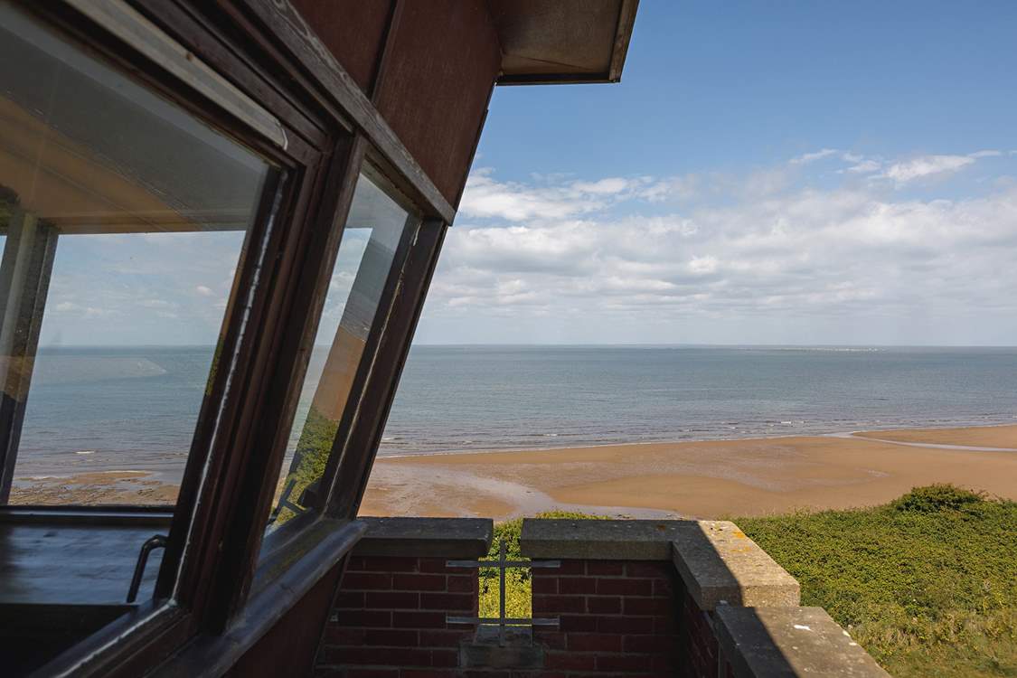 Seal spotting from the tower, can you spot any sandbanks?