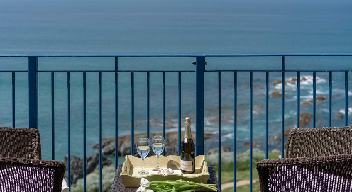 Pour a vino and celebrate being on holiday.