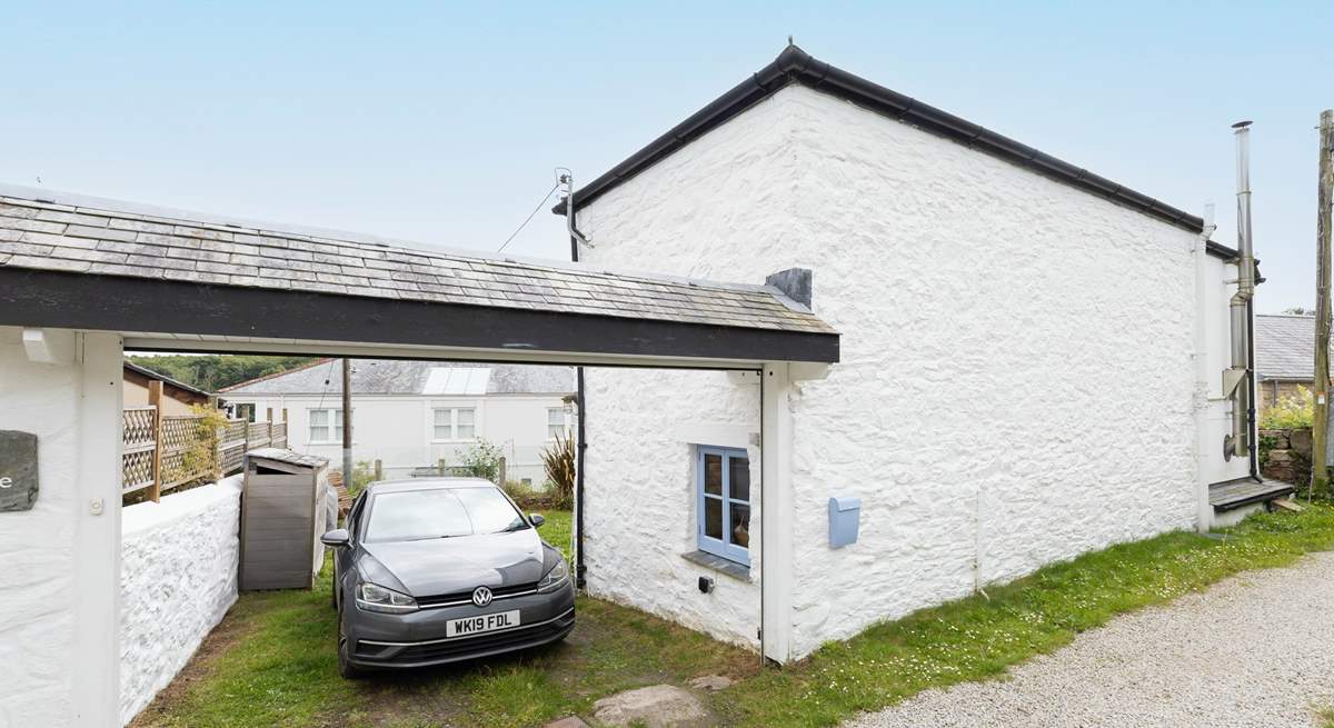 Quay Cottage is found down a private lane. 