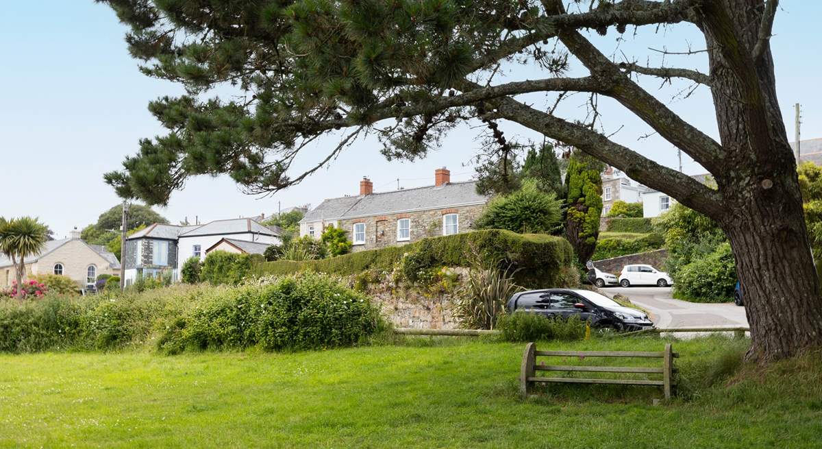 Just a short walk down to the quay from the cottage. 