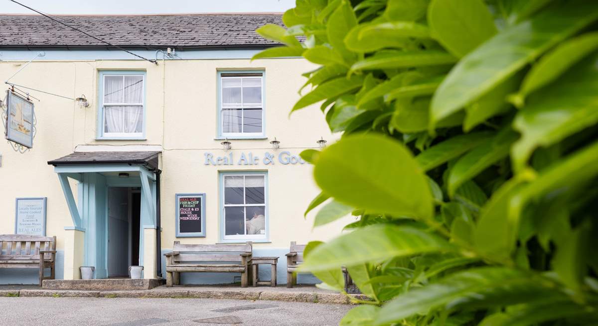 The Old Quay Inn is only a two minute walk from your front door. 