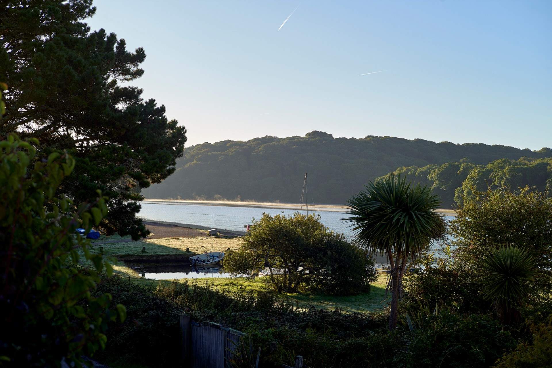 Enjoy the morning sunshine and the ever changing light from the bedroom. 