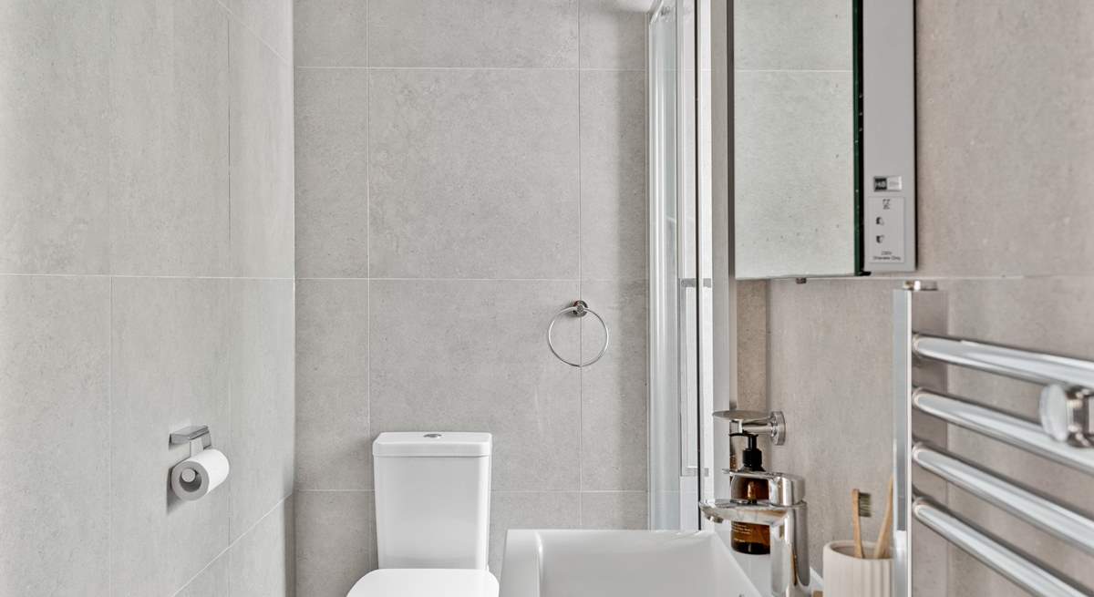 The main shower-room.