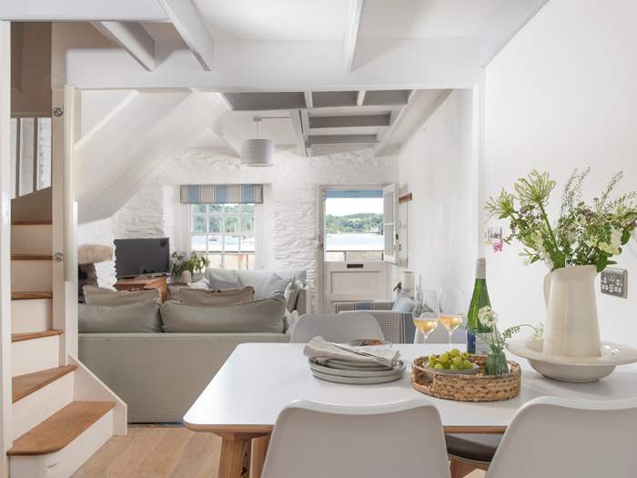 Quayside, Sleeps 3 in St Mawes