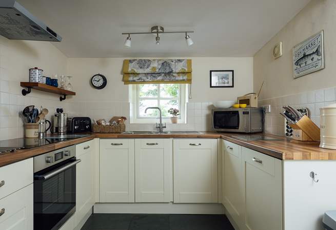 All the holiday chef needs, even a pretty sea view. 