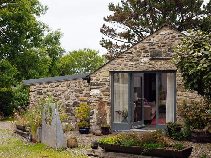 Penberi, Sleeps 2 in St Davids