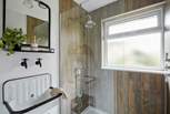Beautiful, unique shower-room details.
