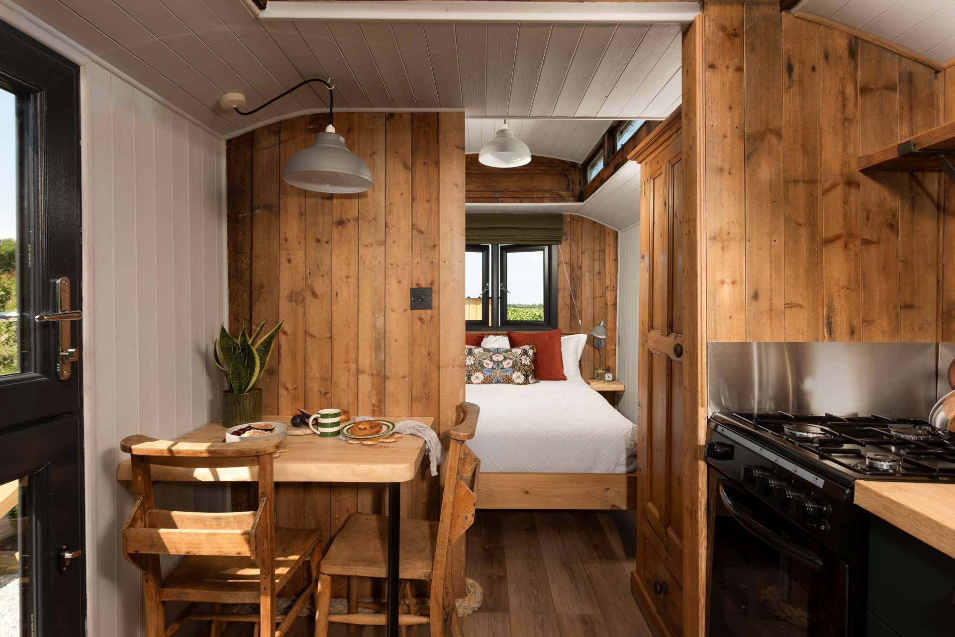 The beautiful light-filled space with rustic, countryside style. 