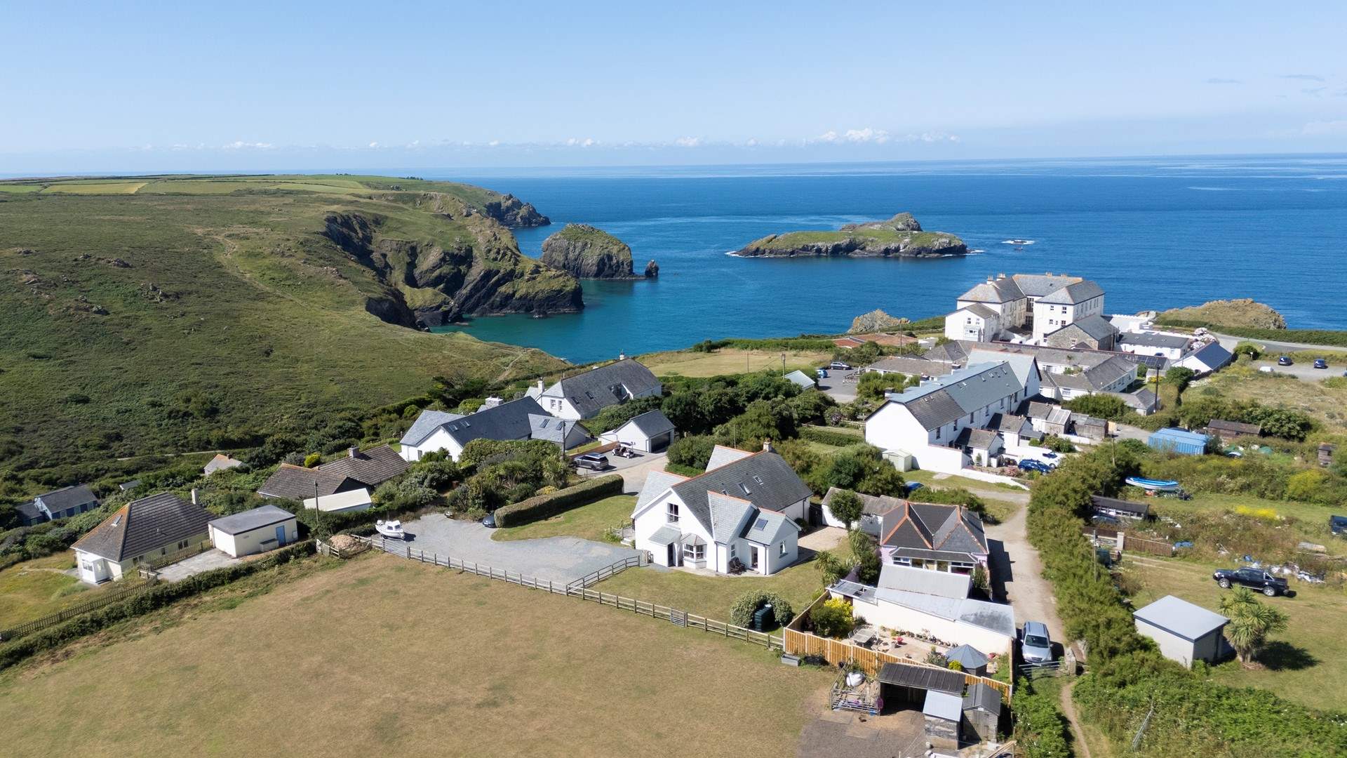 An aerial view showing your equine neighbours and the proximity to the ocean.