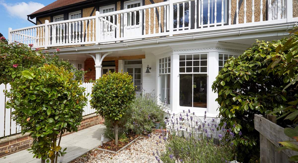 Cottage style garden delights...