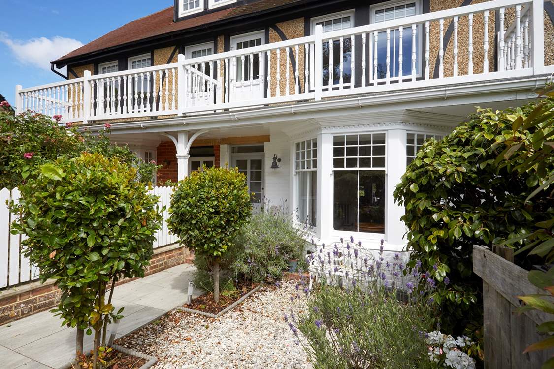 Cottage style garden delights...